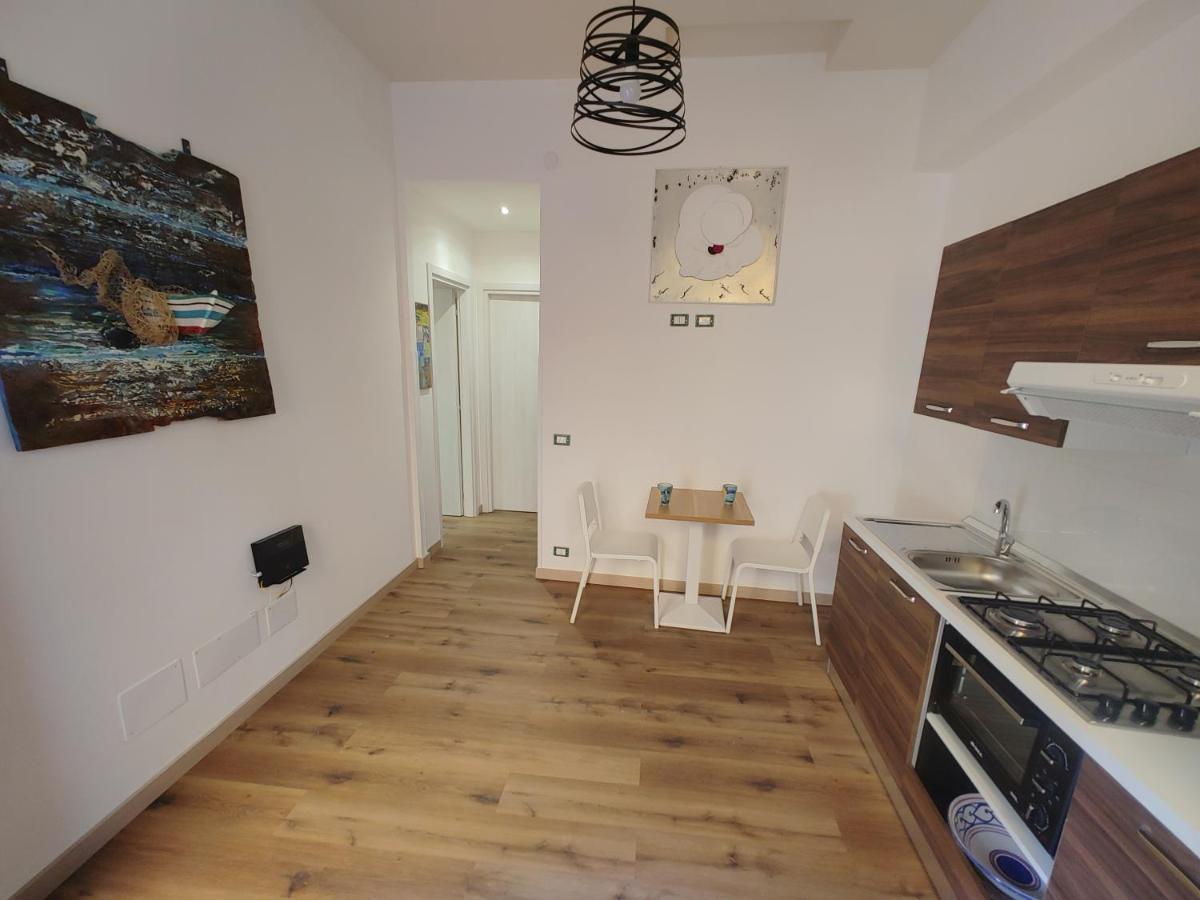 The First Apartment Cinisi Exterior photo